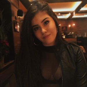 Meet your Posher, Arianna